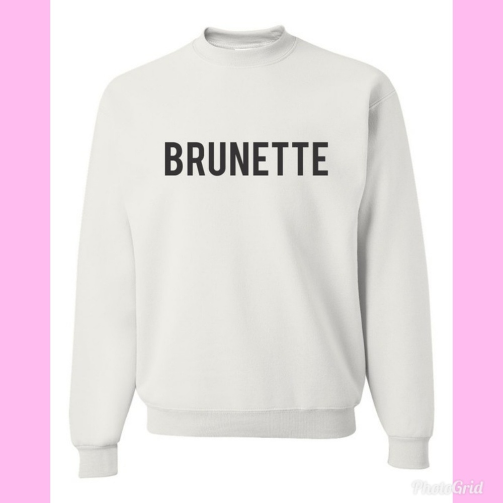 BRUNETTE COZY GRAPHIC SWEATSHIRT S - XL 